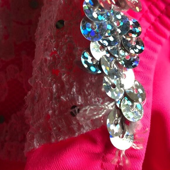 Beautiful gymnastics outfit for 5/7 yr old - Picture 2 of 4